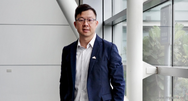 林谷隆接任第三名副秘書長